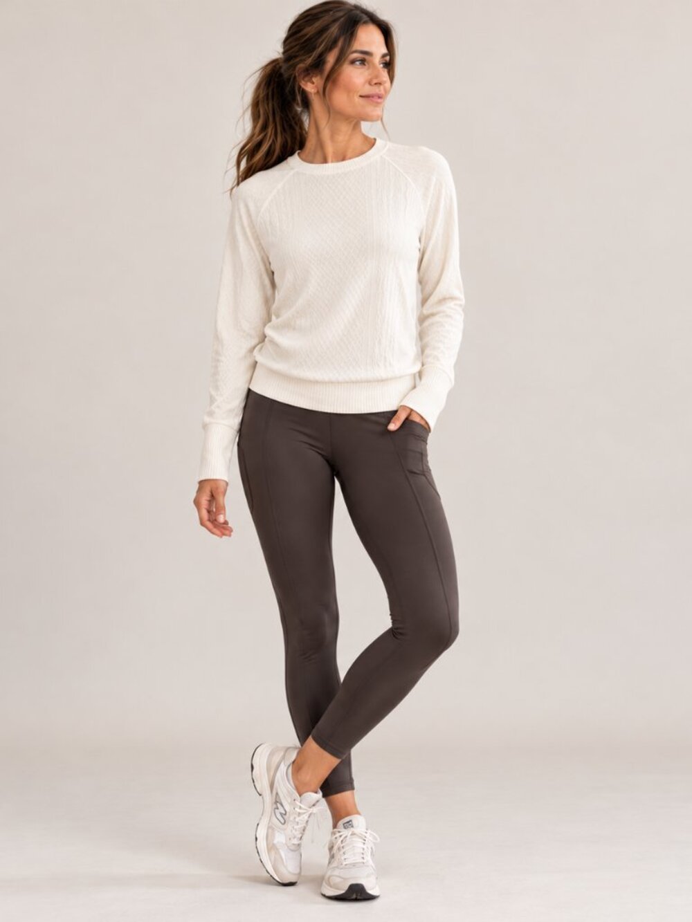 Lululemon Cable Knit Textured Long Sleeve Pullover White Ivory 10 Thumbholes